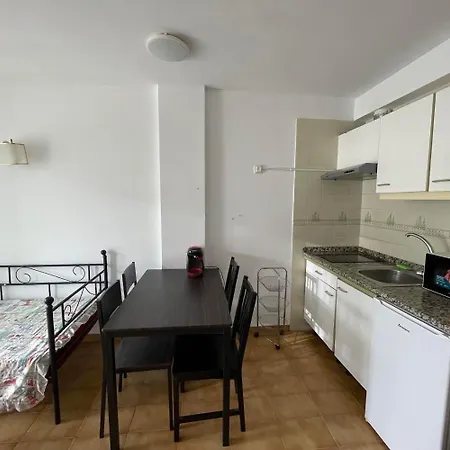 Apartment Piso Reformado Con Terraza, Piscina, 3 Minutos De Playa De Fenals *
